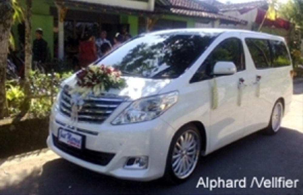 Sewa Rental Mobil Pernikahan Solo